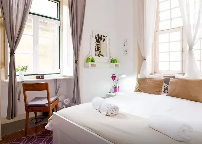 Charming Apartment In Alfama - Se11